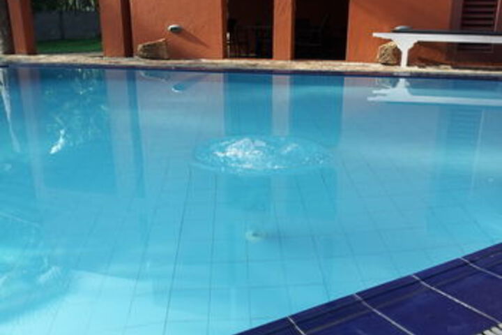Pool 23 of 29