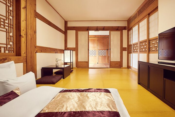 Room 15 of 57