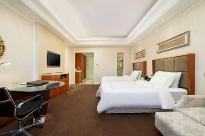 Room 2 of 14
