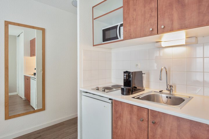 Private kitchenette