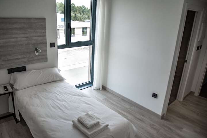 Room 5 of 40