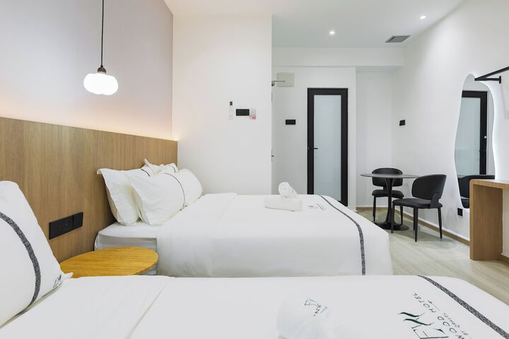 Room 53 of 139