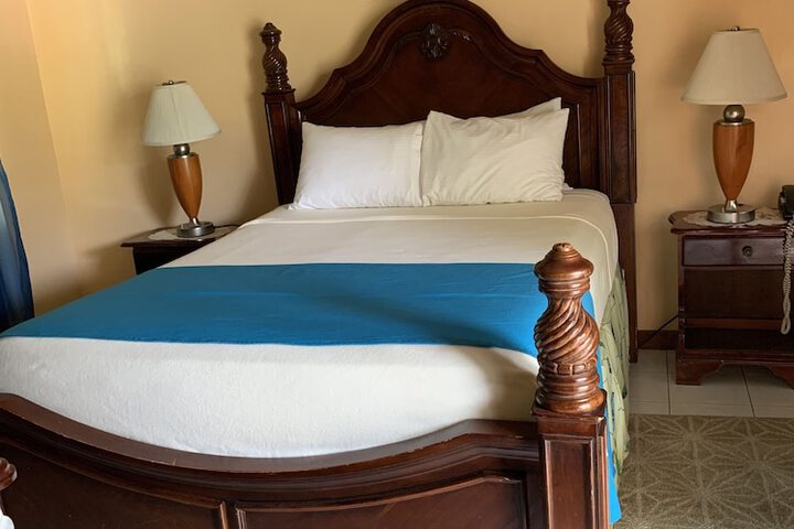 Room 40 of 162