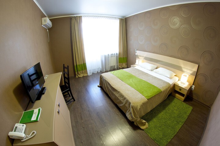 Room 11 of 50