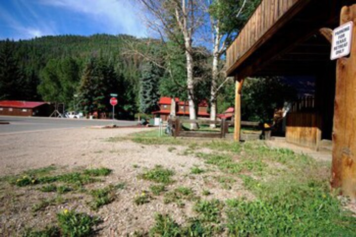 Property Grounds 30 of 40