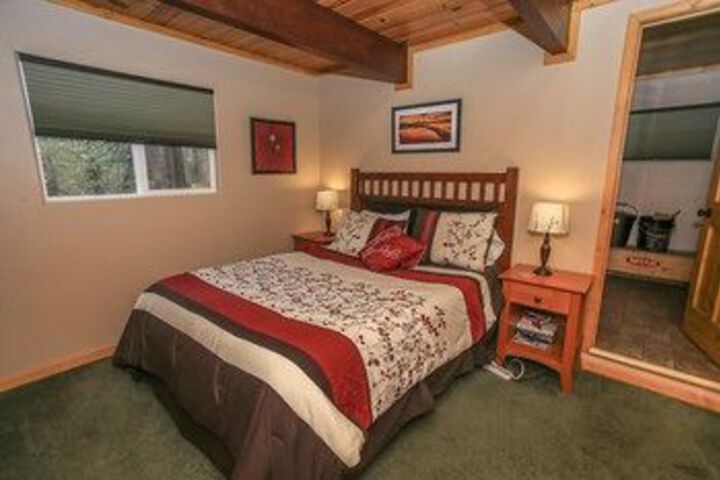 Room 17 of 32