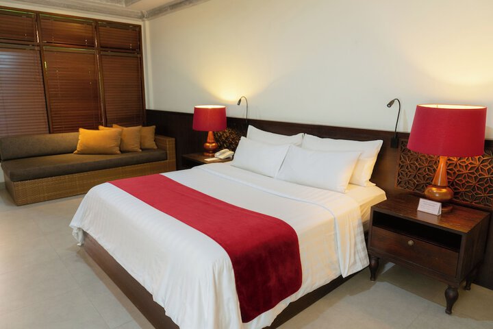 Room 15 of 79