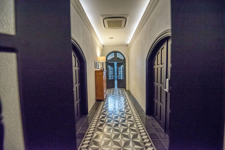 Ballroom/Hall 25 of 36