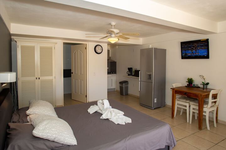 Room 19 of 34