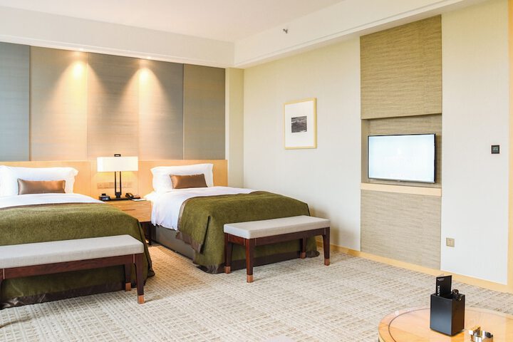 Room 10 of 264