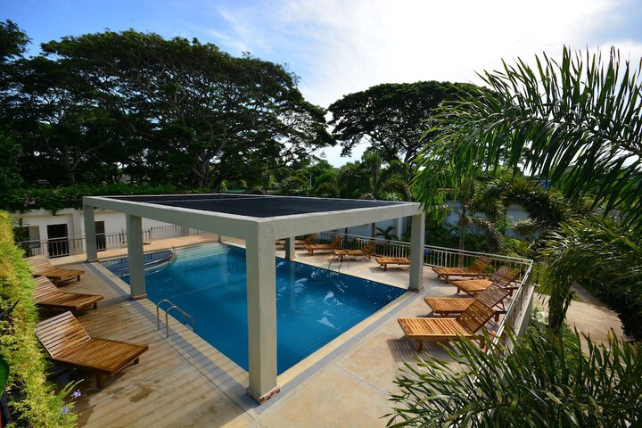 Pool 43 of 72