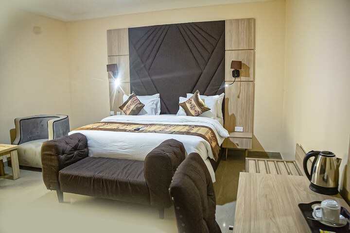 Room 28 of 51