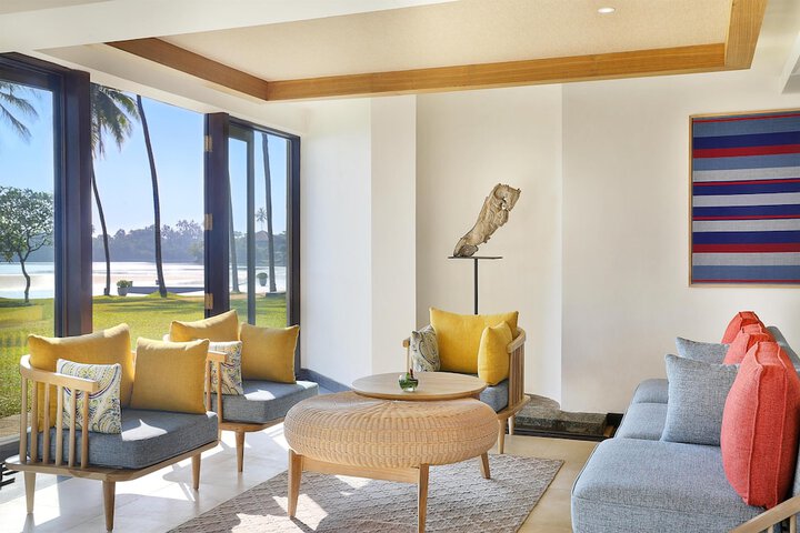Lobby Photos