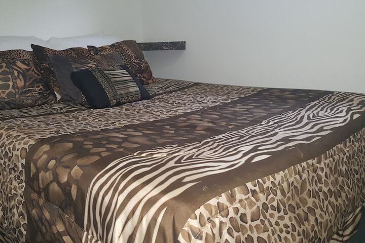 Room 22 of 175