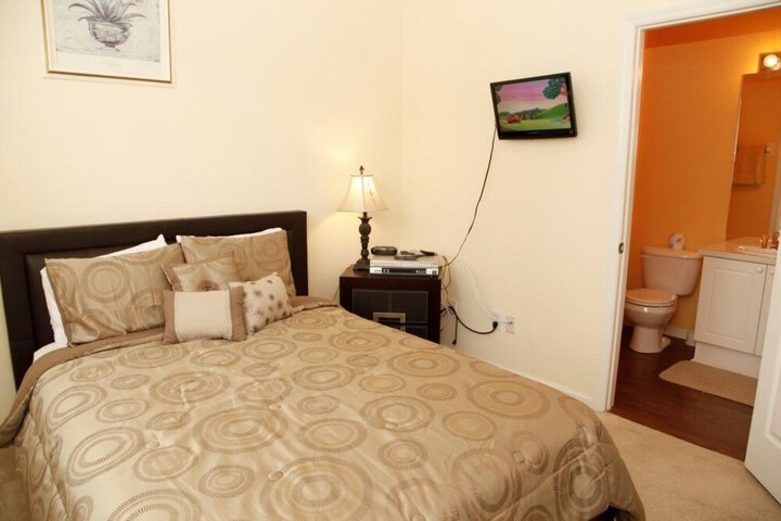 Room 4 of 39