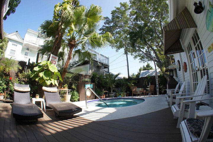 Sundeck 183 of 192