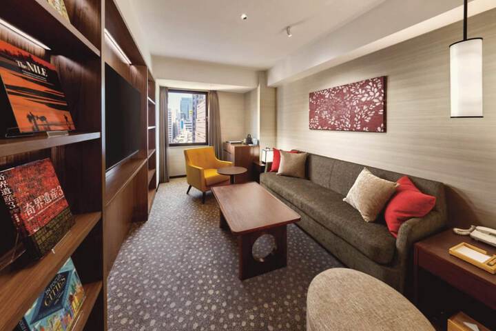 Room 14 of 69
