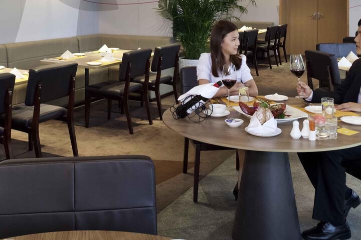 Dining Photos