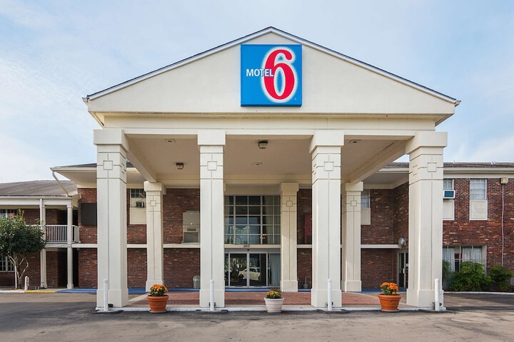 Motel 6 Ocala FL Conference Center Ocala | Bookonline.com