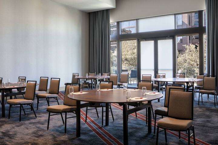 Meeting facility