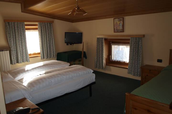Room 8 of 56
