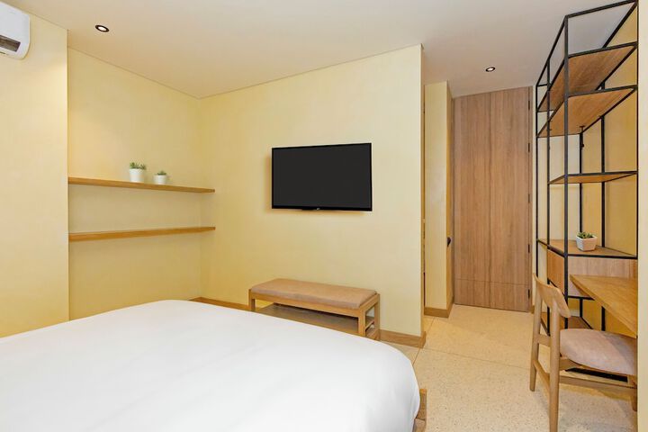 Room 17 of 45