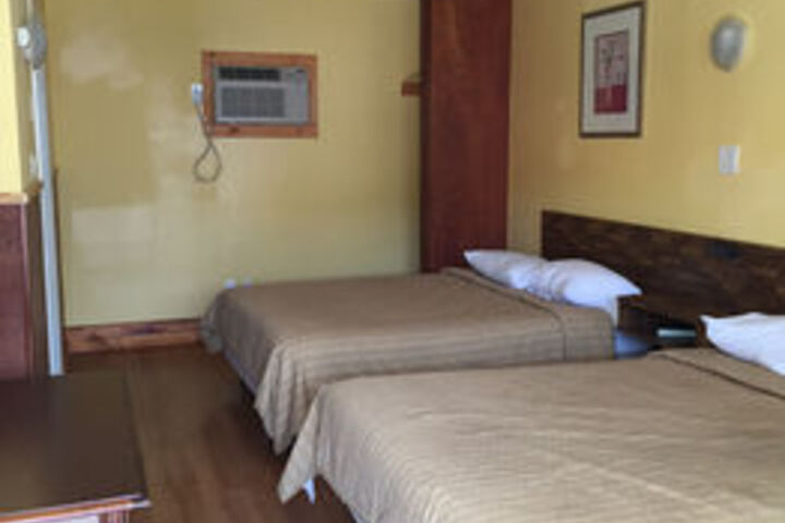 Room 12 of 19