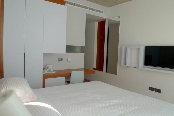 Room 22 of 58