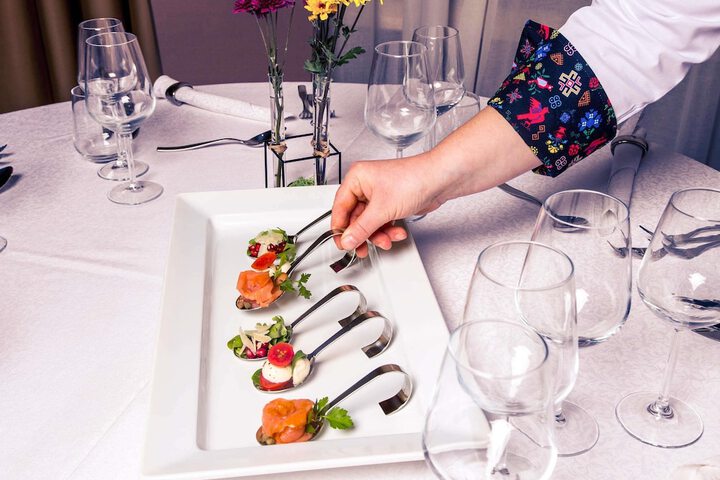 Dining 61 of 87