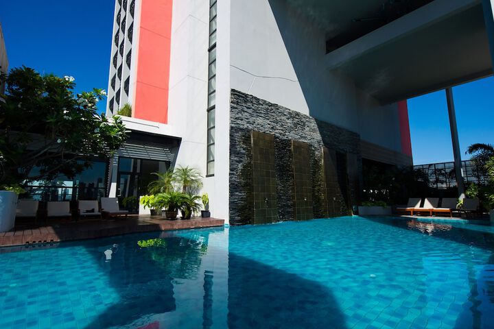 Pool 39 of 69