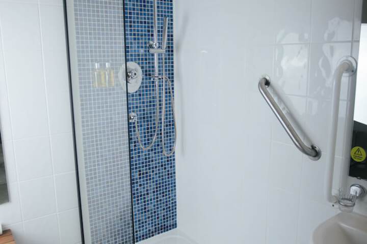 Room 49 of 91