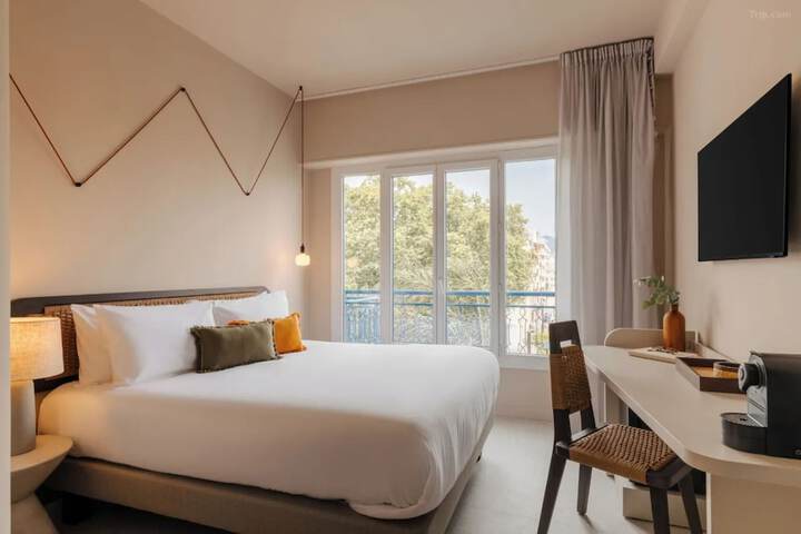 Room 40 of 60