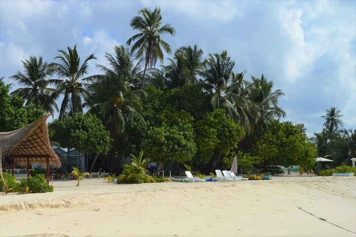 Beach 23 of 44