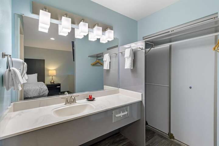 Room 42 of 56
