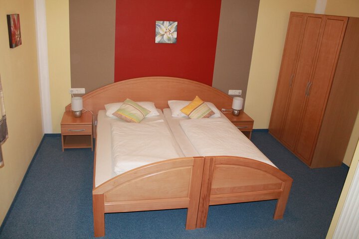 Room 13 of 41
