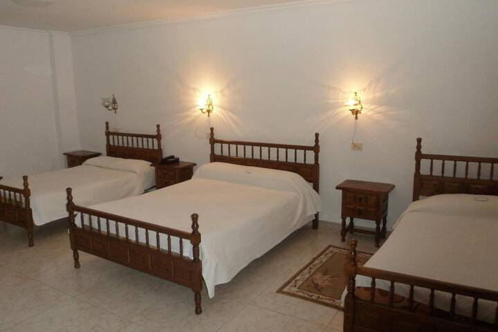 Room 13 of 66