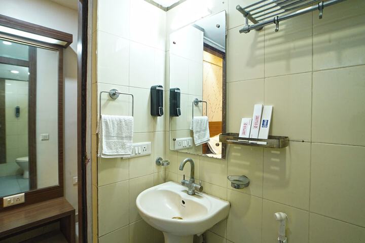 Room 45 of 75