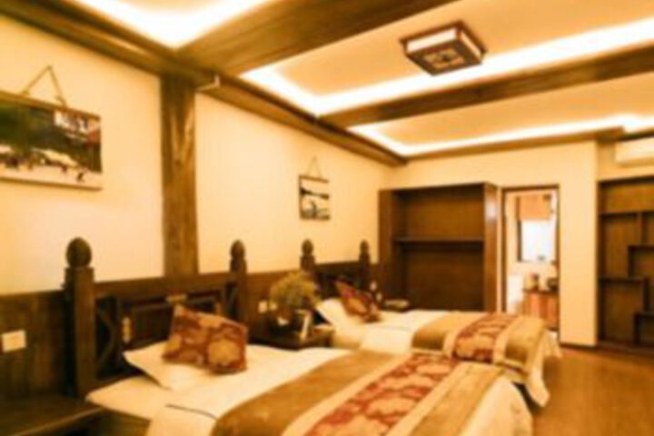 Room 11 of 21