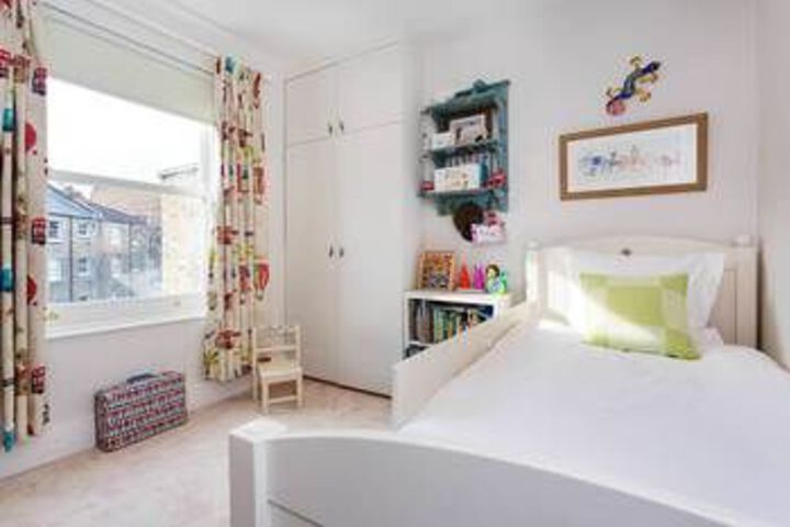 Room 12 of 26