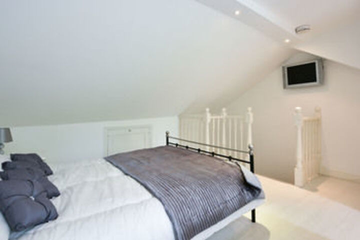 Room 14 of 21