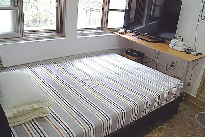 guest_rooms