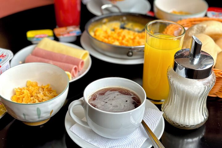 Breakfast/Coffee Service 27 of 30