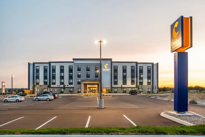 Image of Comfort Inn & Suites