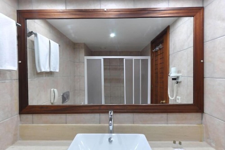 Bathroom Interior Photo