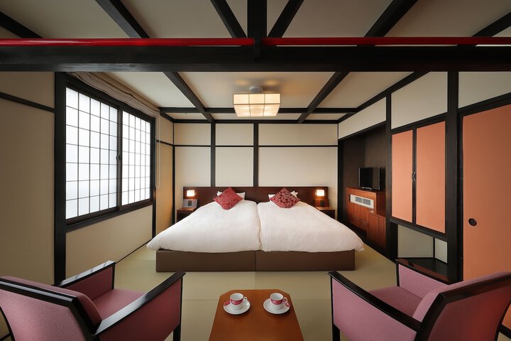 Room 18 of 55