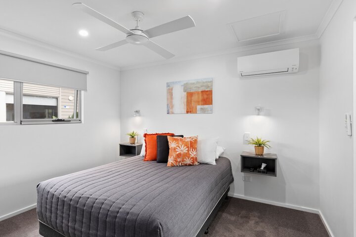 Room 20 of 104