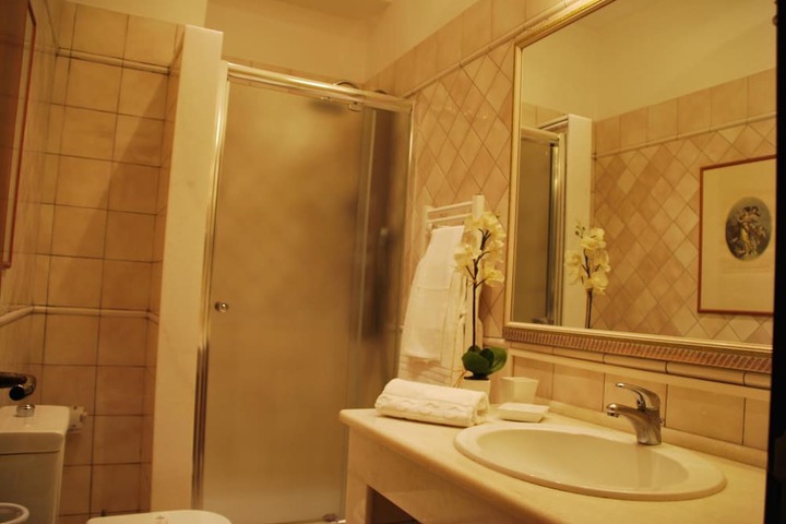 Bathroom Interior Photo