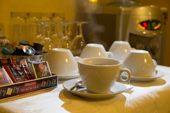 Breakfast/Coffee Service 17 of 27