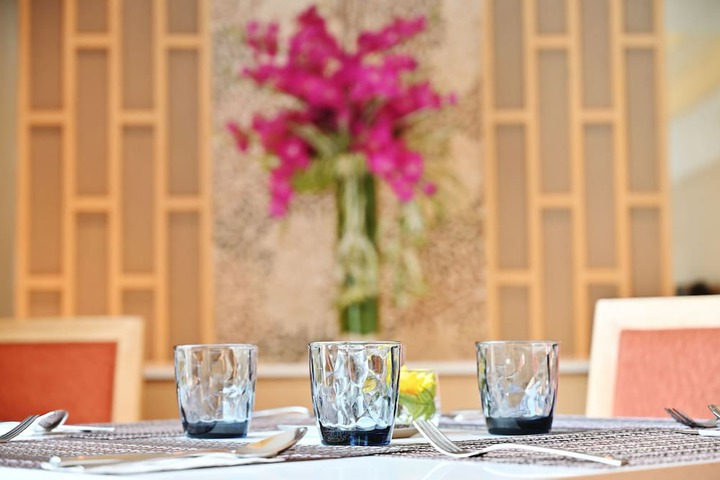 Dining 130 of 165