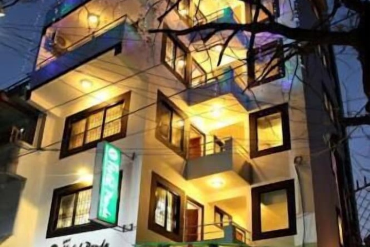 Hotel 37 of 38